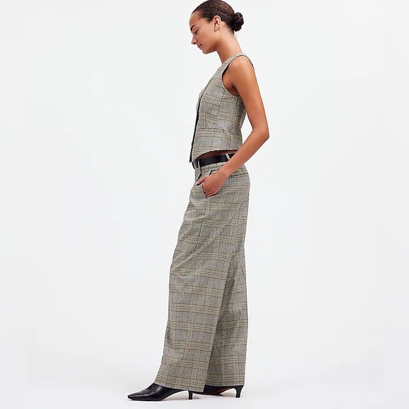 Madewell Slouchy Straight Pants in Yarn-Dyed Plaid in coper plaid - Picture 3 of 12